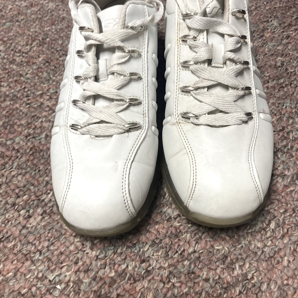 Mens size 8.5 - Picture 5 of 5